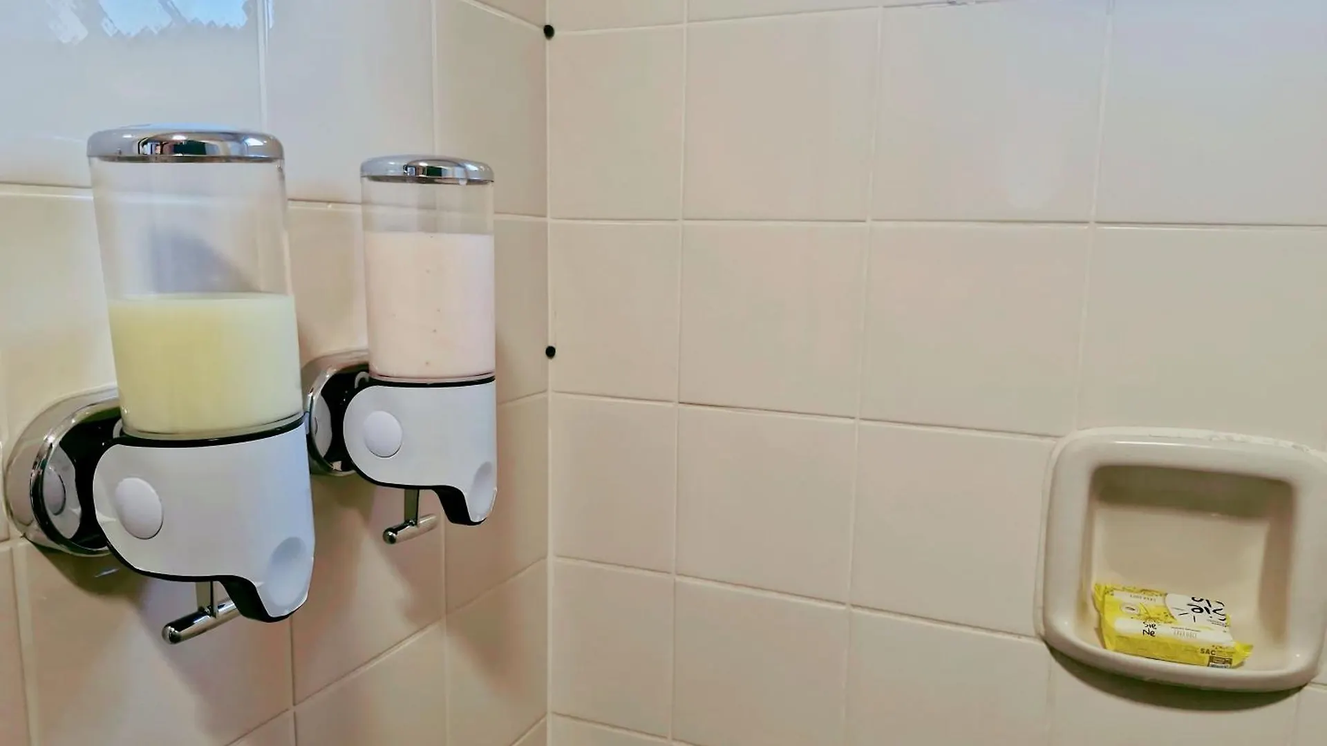 Receptivo Aconchegante A 7 Min A Pe Da Praia Balneário Camboriú 0*,